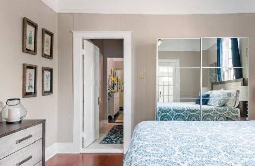 Treme Appartement | Shotgun Craftman House with Private Patio