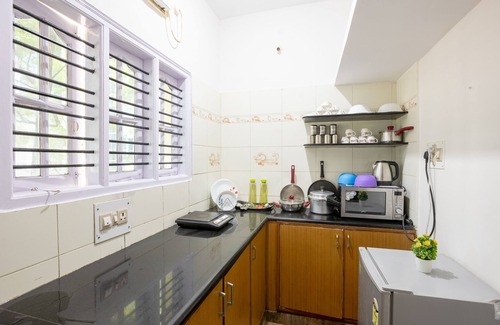 BTM 2nd Stage Hôtel | Shree Miththam Apartment