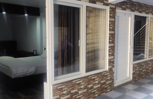 Bhowali Maison | Shri Kachi Dham Home Stay