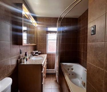 Hartford Maison | Shultas Lodge