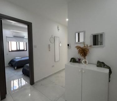 Larnaca City Centre Appartement | Sia-Serenity Finikoudes Apartment