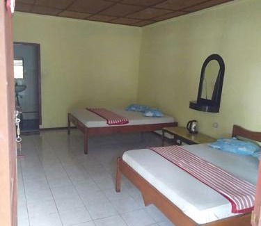 Tuk Tuk Maison | Sibayak Guesthouse
