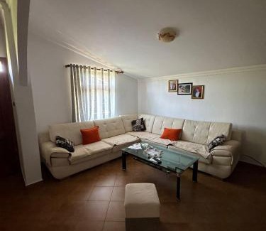 Sakës Maison | Sibora Guest House Liqeni Ulez