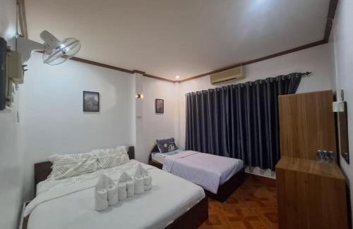 Vang Vieng Hôtel | Sichaluenkham HOTEL