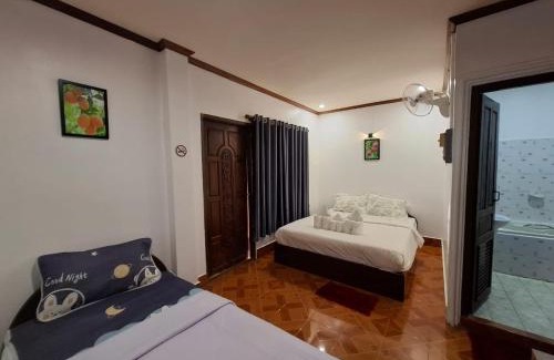 Vang Vieng Hôtel | Sichaluenkham HOTEL