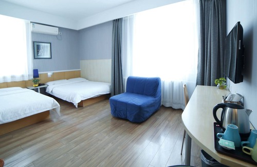 Downtown Beijing Hôtel | Sicily Hotel - Beijing Railway Station Temple of Heaven Dongmen Subway Station