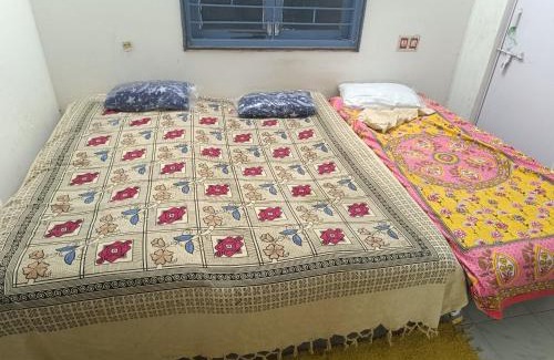 Sabarmati Maison | Siddhi chakra - Only Family Rooms on Monthly Basis rooms in Home Apartment