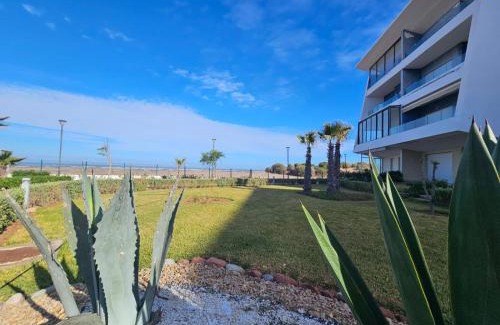Lamharza Essahel Appartement | Sidi Rahal Blue View, Beachfront wide seaview with pool