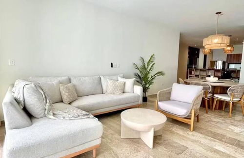 Miramar Appartement | Siela seaside beachfront apartment in Siela seaside