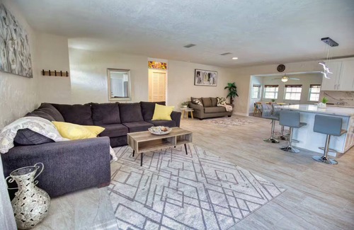 Gulf Gate Estates Maison | Siesta Key Paradise-Pool Oasis