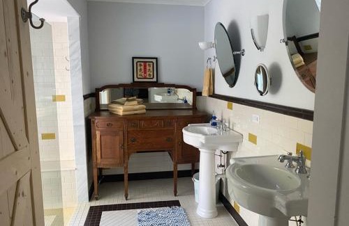 South Sarasota Villa | Siesta Key Waterfront Estate W Pool Privacy!