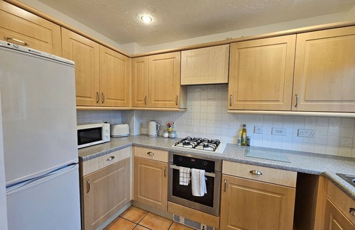 Swindon Maison | Sigerson House Long Stay Discounts Free Parking