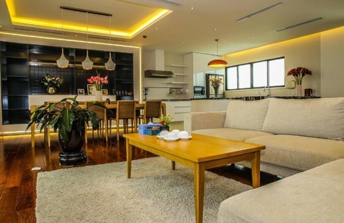 Ba Dinh Appartement | Signature Duplex-3Rooms-3Bathroom-Spacious Balcony