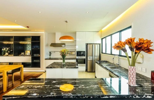 Ba Dinh Appartement | Signature Duplex-3Rooms-3Bathroom-Spacious Balcony