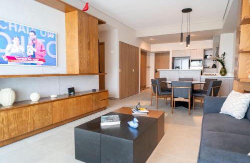 Zona Industrial Appartement | Signature Lux Condo US Consulate & The Harbor Mall