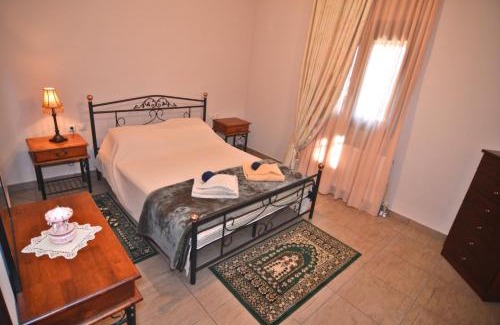 Poria Maison | Signora Despina's