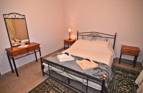 Poria Maison | Signora Despina's