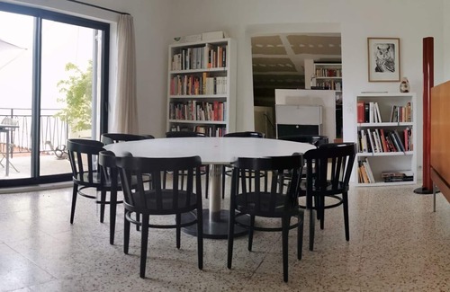 Lardiers Lit Et Petit-Déjeuner | Silence Provence : une chambre et table d'hôtes au calme en bordure du village.