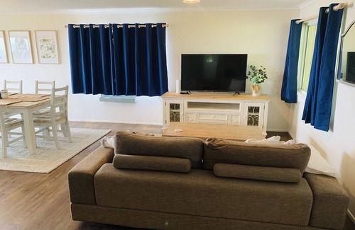 Bald Knob Maison | Silent Hope Cottage