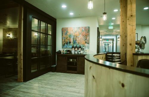 Bellevue Hôtel | Silver Creek Hotel