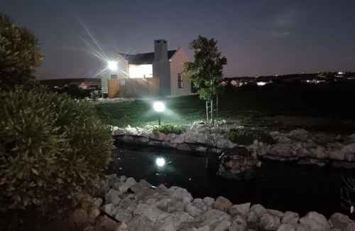 Langebaan Appartement | Silver Oaks Luxury Guest Cottage