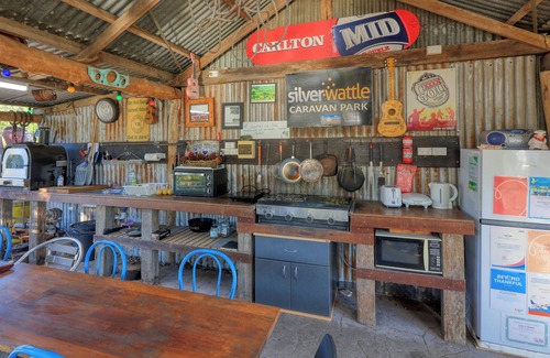 Hamilton Creek Maison | Silver Wattle Caravan Park