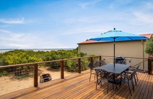 Silverleaves Maison | SilverTide Retreat in Silverleaves