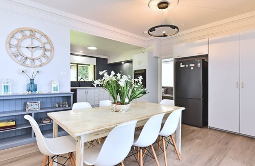 Silverwater Maison | Silverwater Serenity Shores Absolute Waterfront On The Lake