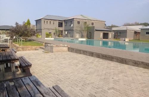 Tzaneen Hôtel | SIMA SILVER LODGE