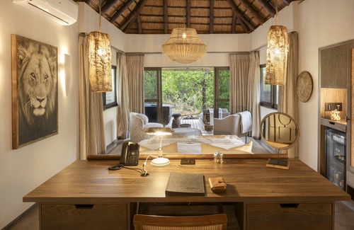 Thorny Bush Game Reserve Cabine | Simbavati Waterside