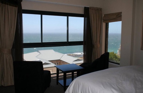 Glencairn Maison | Simon's Town Guest House