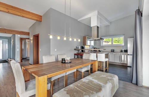 Sankt Urban Appartement | Simonhöhe Kärntentraum by Interhome