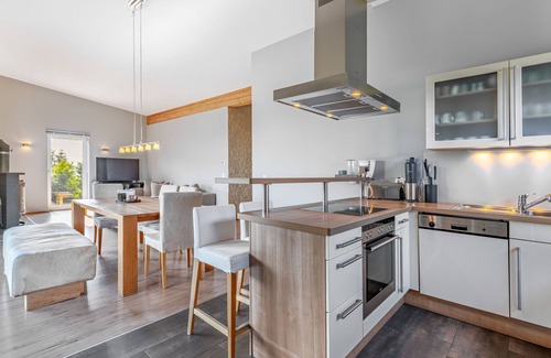Sankt Urban Appartement | Simonhöhe Kärntentraum by Interhome