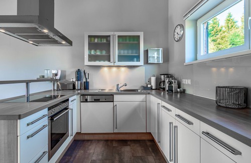 Sankt Urban Appartement | Simonhöhe Kärntentraum by Interhome
