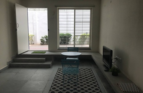 T Nagar Appartement | Studio simple et fonctionnel au coeur de Chennai