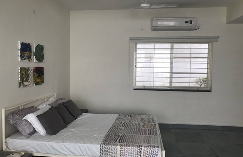 T Nagar Appartement | Studio simple et fonctionnel au coeur de Chennai