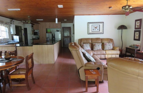 Marloth Park Maison | Magnifique maison indépendante de 3 chambres dans le Conservatoire de la faune,