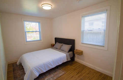 Southeast Maison | Simple Stay in the Nation's Capital