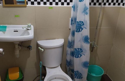 Mandaue Appartement | Simple Tropical Condo Pet Friendly