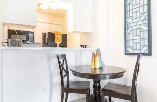 Park Central Appartement | SIMPLICITY AT ITS FINEST! 1 BED 1 BATH IN DFW!