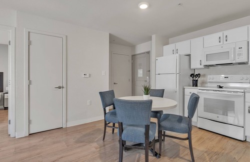 Far North Central Appartement | Simplicity At the Rim 1321 I Comfy 2 Bed 2 Bath