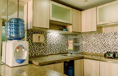 Panunggangan Utara Appartement | Simply and Cozy Pool View 2BR at Great Western Apartment