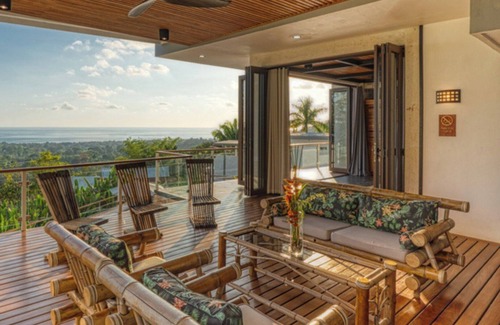Ballena Villa | Simply Spectacular Luxury Ocean View Villa!