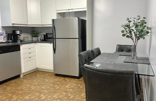 Ottawa Division Appartement | Simply Stays