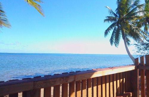 Tafitoala Maison | Sina PJ Beach Fales and Surf