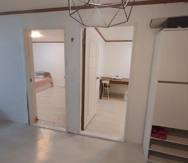 Sinchon-dong Appartement | Sinchon House close to the airport