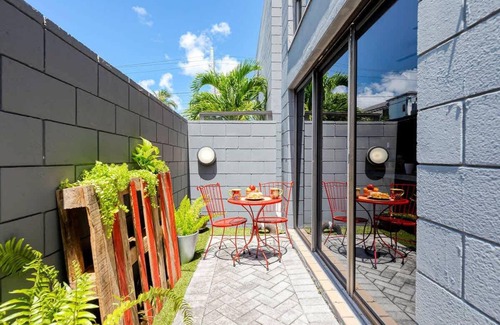 Hendricks and Venice Isles Appartement | Singer House on the Water