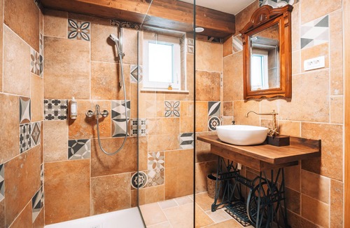 Zalec Lit Et Petit-Déjeuner | Single bedroom at the idyllic location surrounded by nature