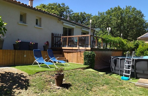 La Capelle-et-Masmolene Villa | Villa de plein pied climatisée, WiFi , piscine et grand jardin calme