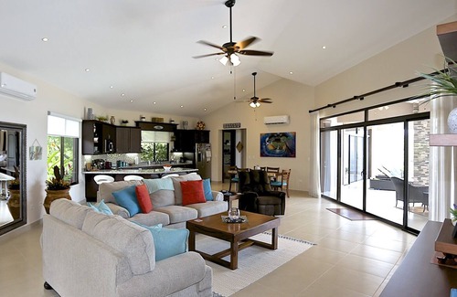 Coco Maison | Incredible Ocean View Hilltop Home!